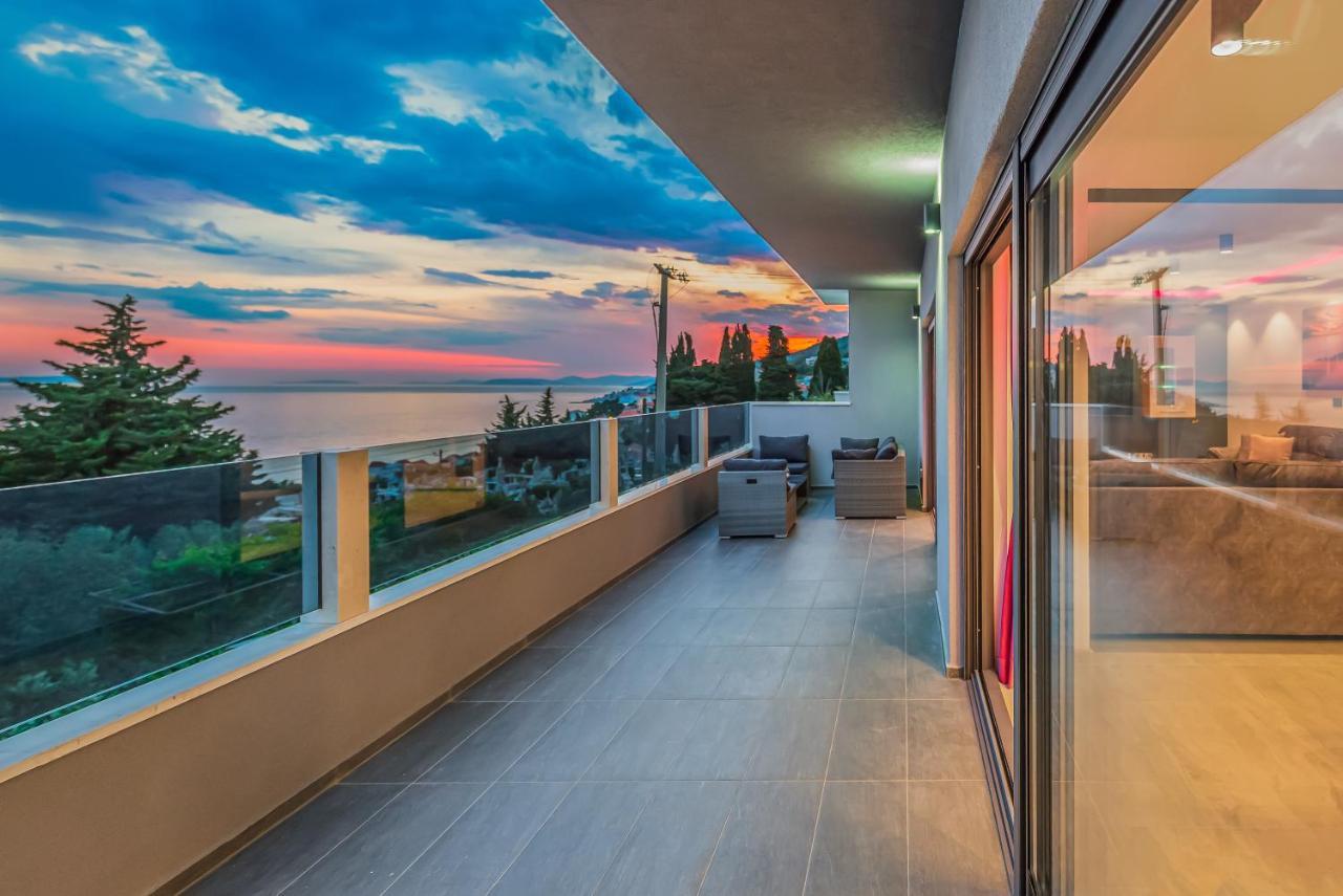 Luxury Apartment Lorena - Private Heated Pool - Jesenice (Split-Dalmatia) Exterior foto